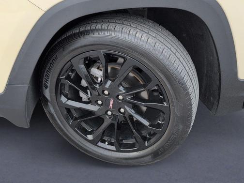 Desert Sand Metallic 2023 GMC Terrain SLE