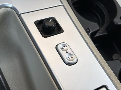 2007 Chrysler Crossfire Base