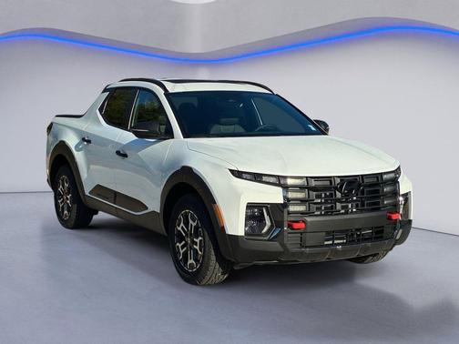 Atlas White 2027 Hyundai SANTA CRUZ XRT