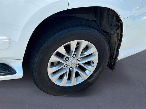 Starfire Pearl 2017 Lexus GX 460 Premium