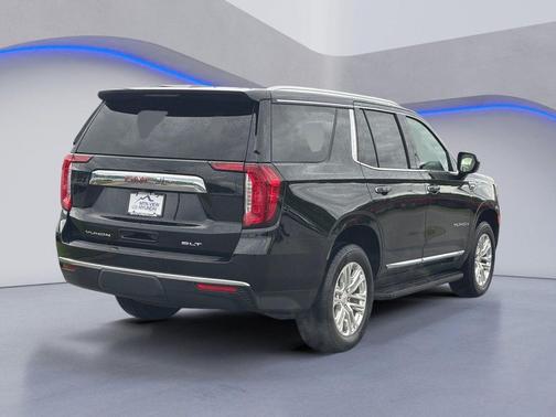 Onyx Black 2024 GMC Yukon SLT