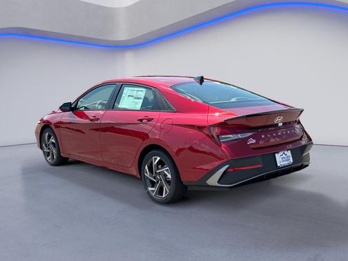 2025 Hyundai ELANTRA Sport