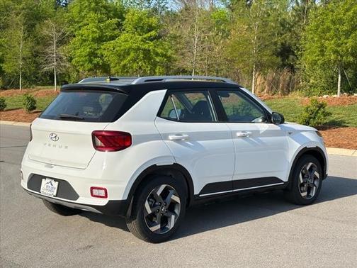 2025 Hyundai VENUE Limited