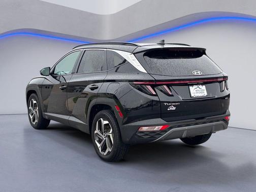 Black Pearl 2024 Hyundai TUCSON Limited