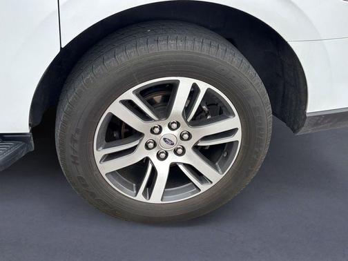Oxford White 2024 Ford Expedition Max Limited