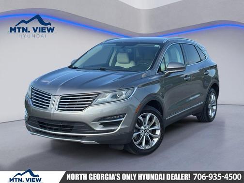 Luxe Metallic 2016 Lincoln MKC Select