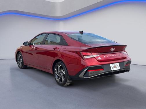2025 Hyundai ELANTRA Sport