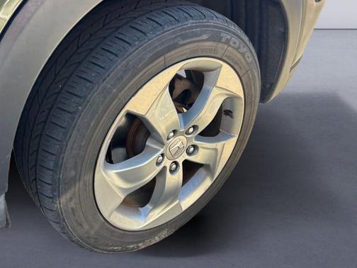 Crystal Black Pearl 2016 Honda HR-V EX