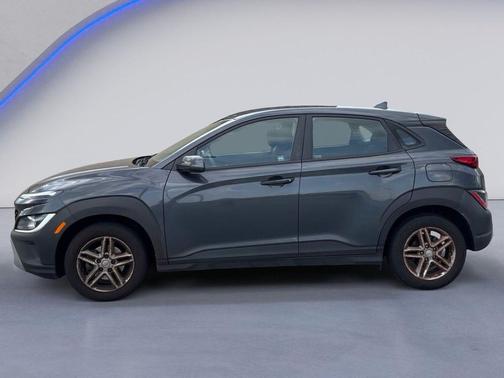 Thunder Gray 2022 Hyundai KONA SE