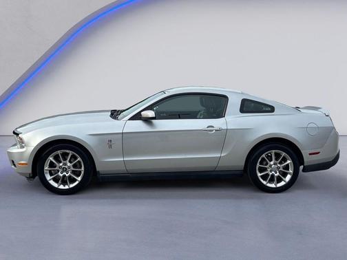 Ingot Silver 2011 Ford Mustang V6 Premium