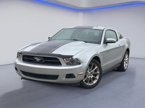 Ingot Silver 2011 Ford Mustang V6 Premium