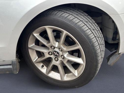 Ingot Silver 2011 Ford Mustang V6 Premium