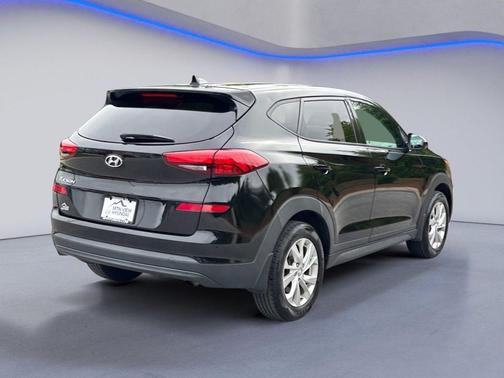 Black Noir Pearl 2019 Hyundai TUCSON SE