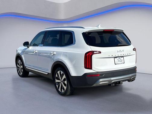 Glacial White Pearl 2022 Kia Telluride EX
