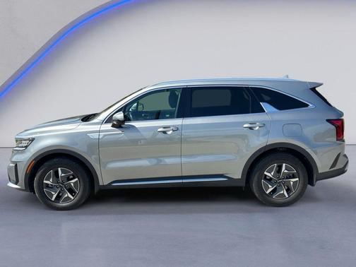 Steel Gray 2022 Kia Sorento Hybrid EX
