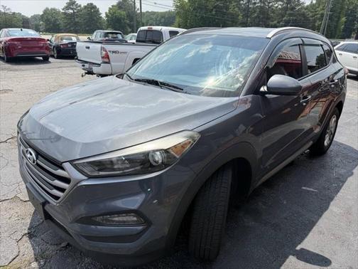 2017 Hyundai TUCSON SE
