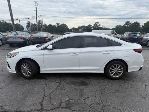 2019 Hyundai SONATA SE