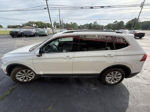 2018 Volkswagen Tiguan 2.0T SE