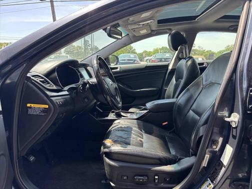 2014 Kia Cadenza Premium 4dr Sedan