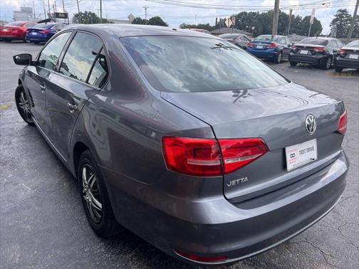2015 Volkswagen Jetta 2.0L S