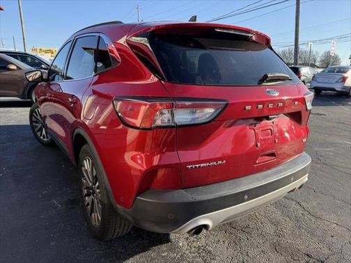 2020 Ford Escape Titanium