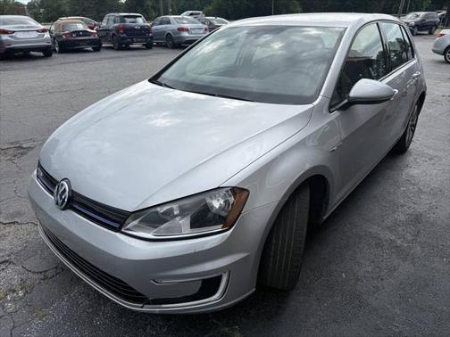 2016 Volkswagen e-Golf SE