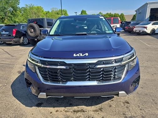 Ocean Blue 2024 Kia Seltos EX