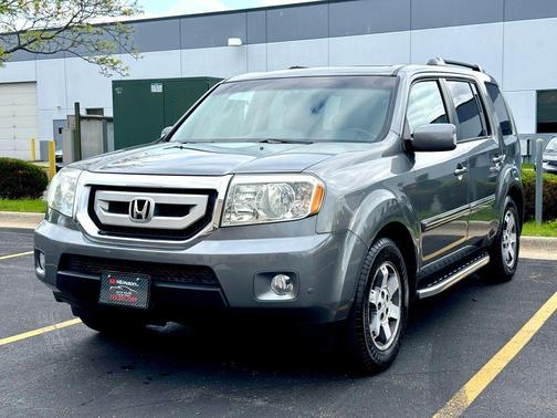 Grey 2009 Honda Pilot Touring