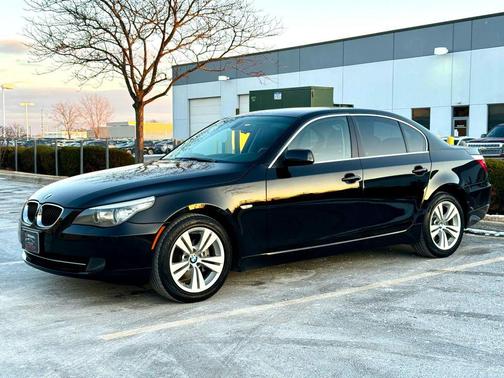2009 BMW 528 528i Sedan 4D