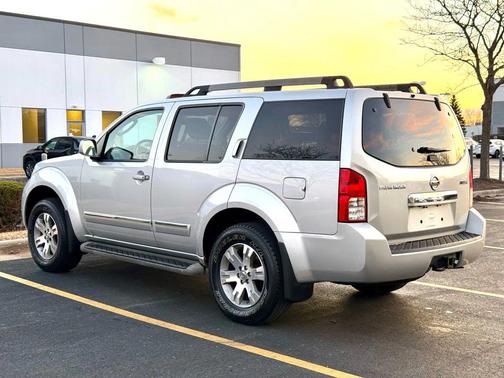 2012 Nissan Pathfinder Silver