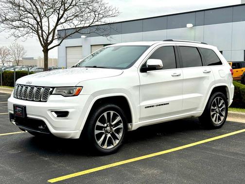 Bright White Clearcoat 2017 Jeep Grand Cherokee Overland