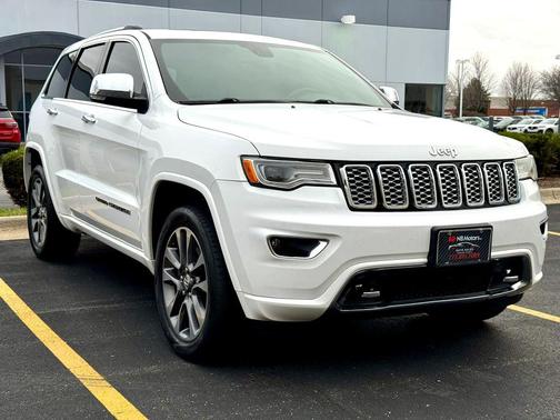 Bright White Clearcoat 2017 Jeep Grand Cherokee Overland