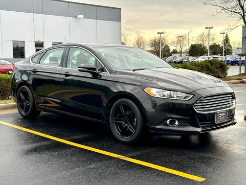 Tuxedo Black Metallic 2013 Ford Fusion SE