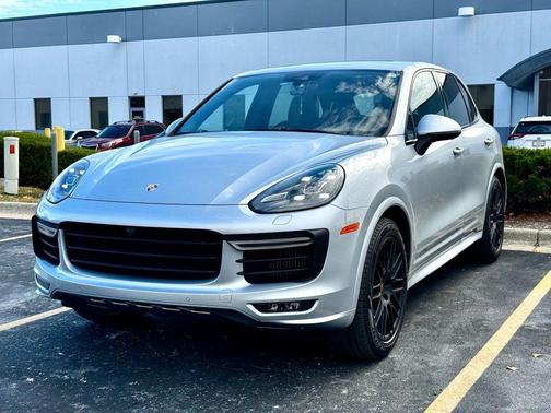 2018 Porsche Cayenne GTS