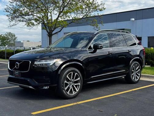 Black 2019 Volvo XC90 T6 Momentum