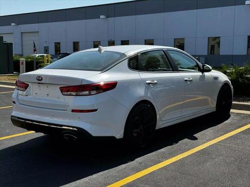 2020 Kia Optima LX