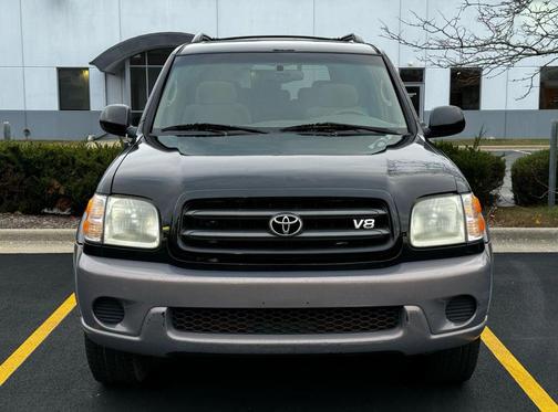 2002 Toyota Sequoia SR5