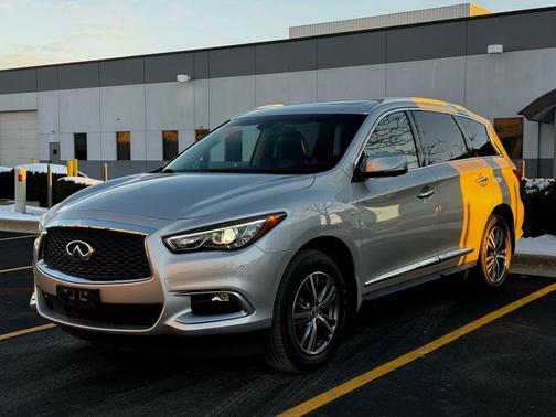 2016 INFINITI QX60 Base