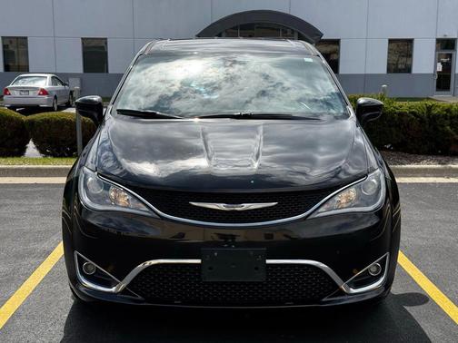 2019 Chrysler Pacifica Touring Plus