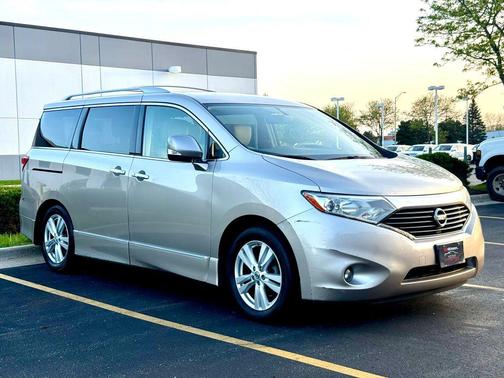 Gold 2012 Nissan Quest LE