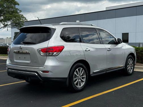 2015 Nissan Pathfinder SL