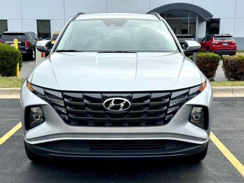 Shimmering Silver 2023 Hyundai TUCSON SEL