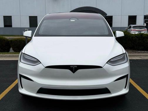 Pearl White Multi-Coat 2022 Tesla Model X Dual Motor All-Wheel Drive
