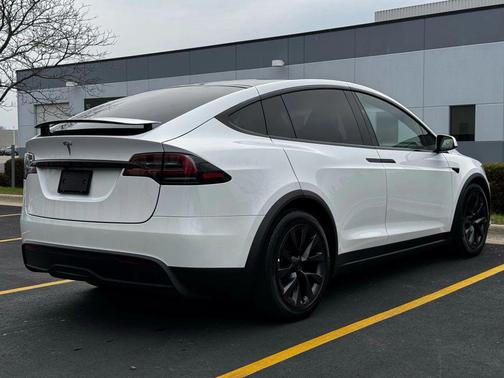 Pearl White Multi-Coat 2022 Tesla Model X Dual Motor All-Wheel Drive