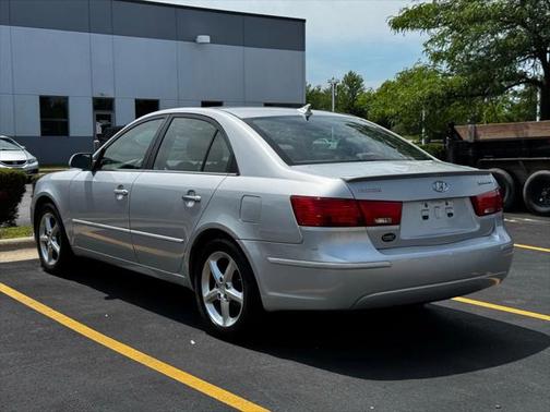 2010 Hyundai SONATA SE