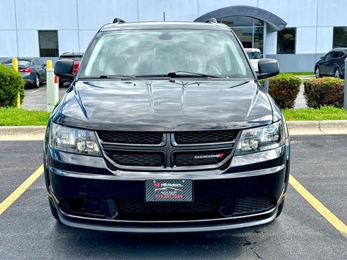 Pitch Black Clearcoat 2020 Dodge Journey SE Value