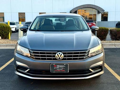 2017 Volkswagen Passat 1.8T SE