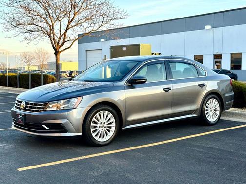 2017 Volkswagen Passat 1.8T SE