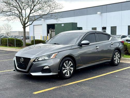 Grey 2021 Nissan Altima S FWD