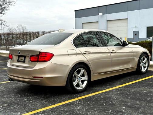 2015 BMW 328 328i Sedan 4D